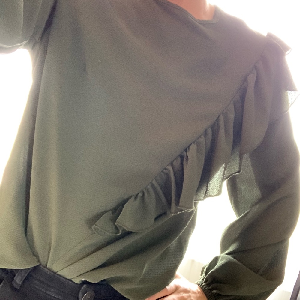 Green long sleeve top